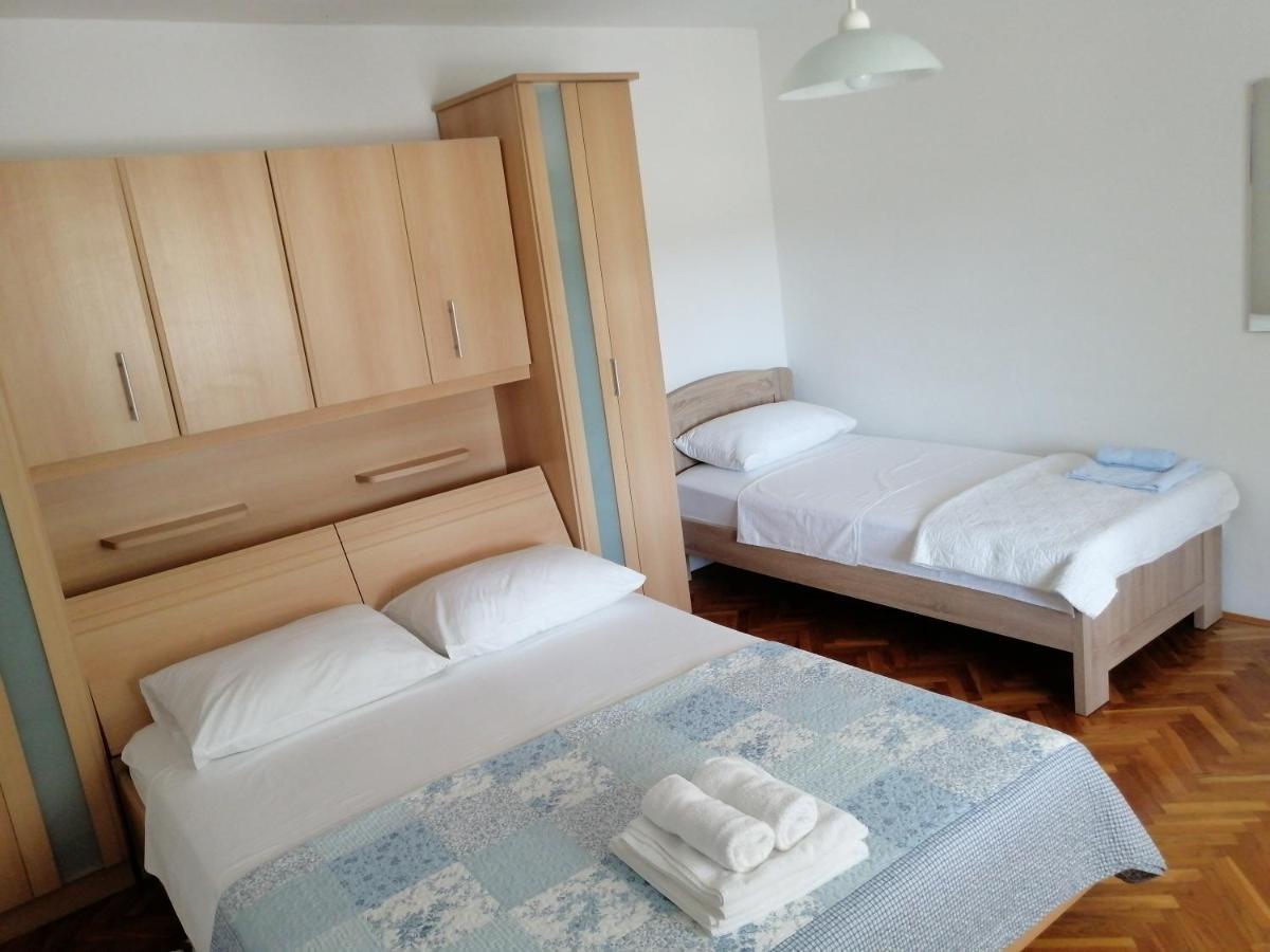 Holiday House Tunjarice Оброваць Екстер'єр фото